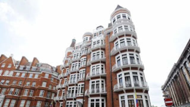 Rusia califica de ilegal amenaza de asalto a embajada de Ecuador en Londres