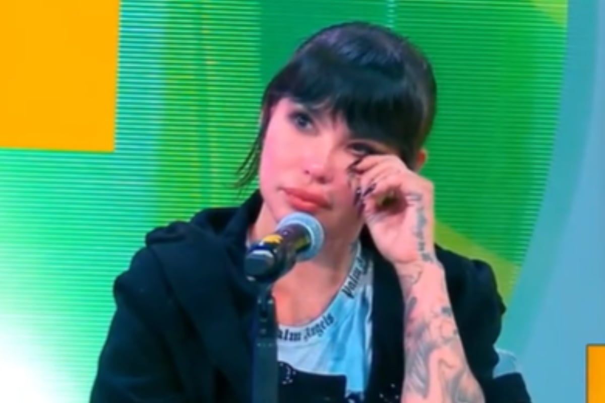 La exmodelo reconoció que se excedió durante el incidente, negó haber agredido a una trabajadora y rechazó las acusaciones sobre un presunto consumo de drogas. Foto: Captura de Q'Bochinche