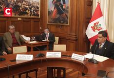 Juan Burgos califica de “pretextos infundados” la ausencia de ministros en Comisión de Fiscalización