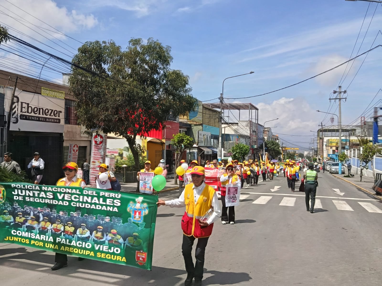 Marcha motivacional de la Policía por la seguridad ciudadana. (Foto: Jeamilett Chirinos/@photo.gec)