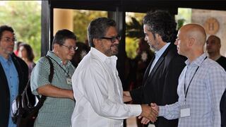 FARC dispuestas a hablar del proceso de paz con Uribe y "hasta con el diablo"