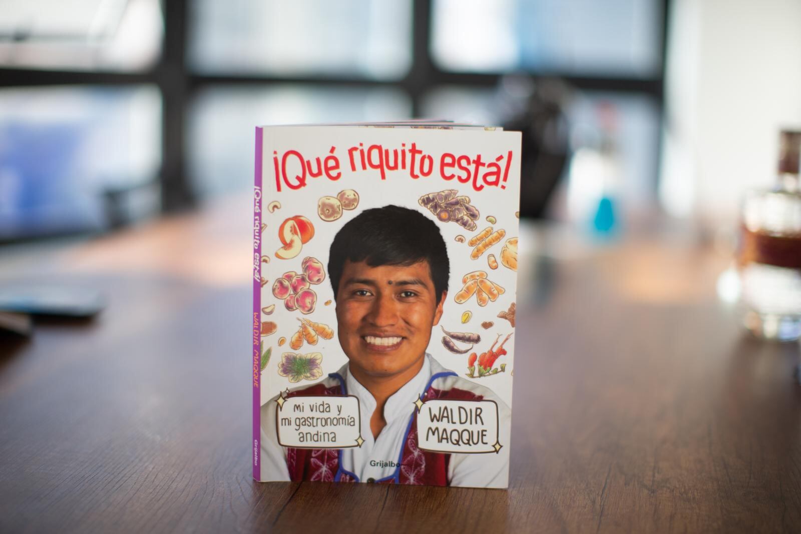 "Qué riquito está", libro de Waldir Maqque. Foto: Mario Zapata / GEC