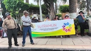 Municipalidad de Tiabaya no paga sueldos desde enero y trabajadores protestan