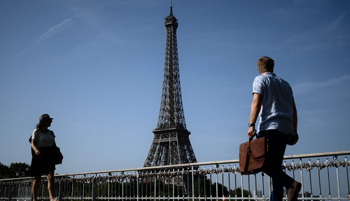 La tragedia ocurrió en el sureste de Francia, donde una ola de calor mantiene temperaturas superiores a los 40 grados. Las autoridades priorizan la hipótesis de un golpe de calor mientras continúan las investigaciones. (Foto referencial: AFP)