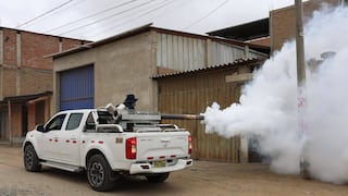 La Libertad: Fumigan viviendas contra el dengue en Alto Trujillo