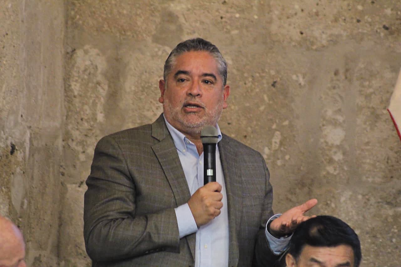 Ministro de la Producción, Juan Carlos Requejo, no brindó mayores detalles sobre las afectaciones. Foto: GEC.