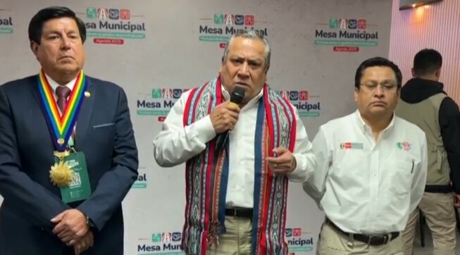 “Hemos visto cómo se intenta dar un carácter festivo a una protesta que puede traer consecuencias graves”, expresó Gustavo Adrianzén. FOTO: CAPTURA CANAL N.