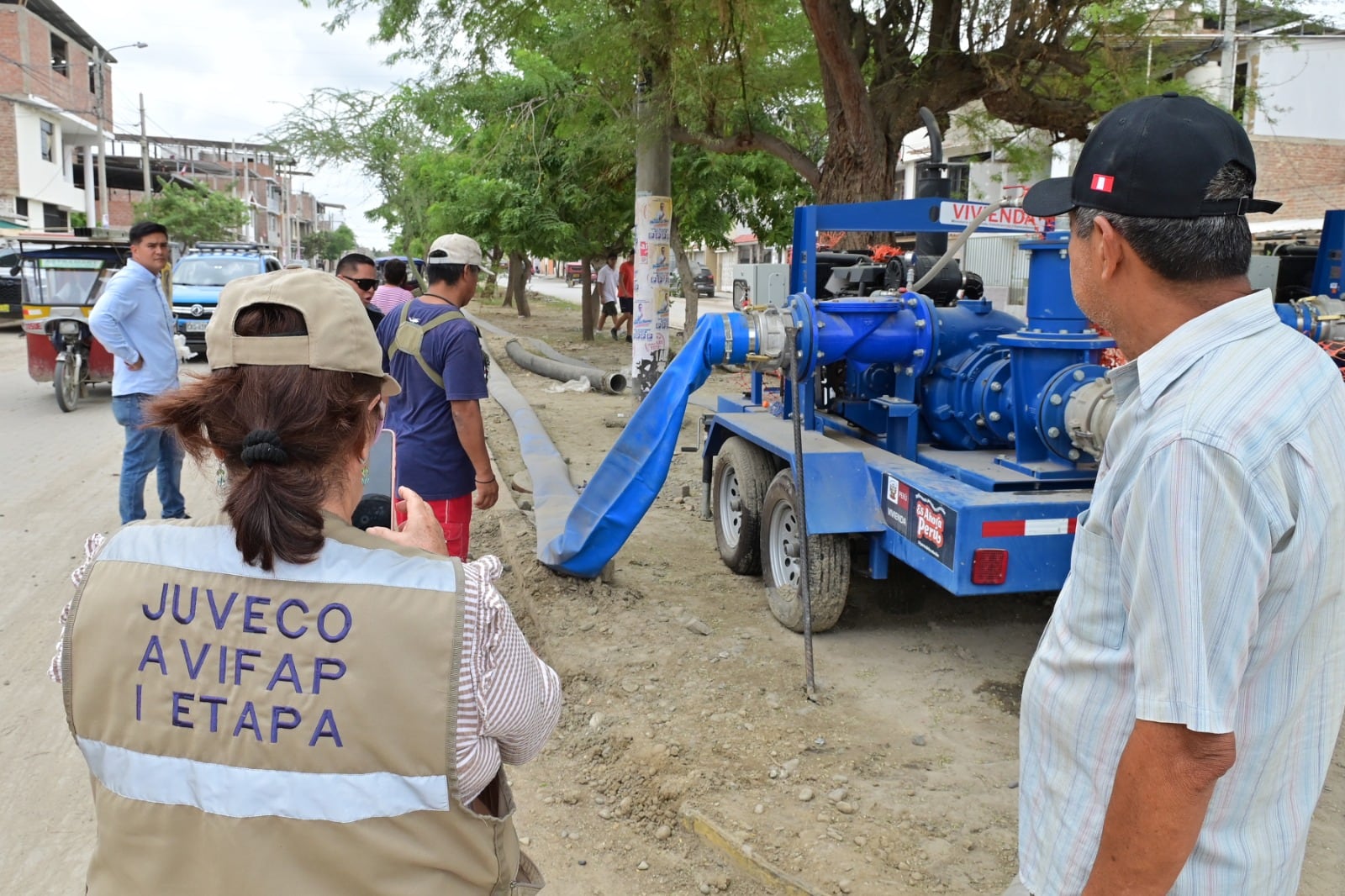 Instalan sistema de bombeo en Las Azucenas para evacuar aguas de lluvia y mitigar inundaciones