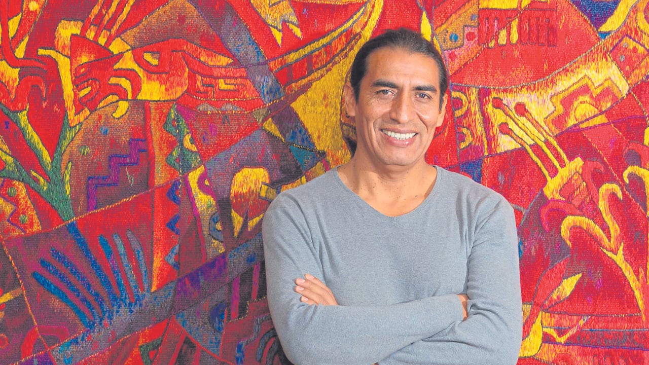 El trabajo del artista Máximo Laura es exhibido en la galería de arte de la Universidad Nacional Autónoma de México