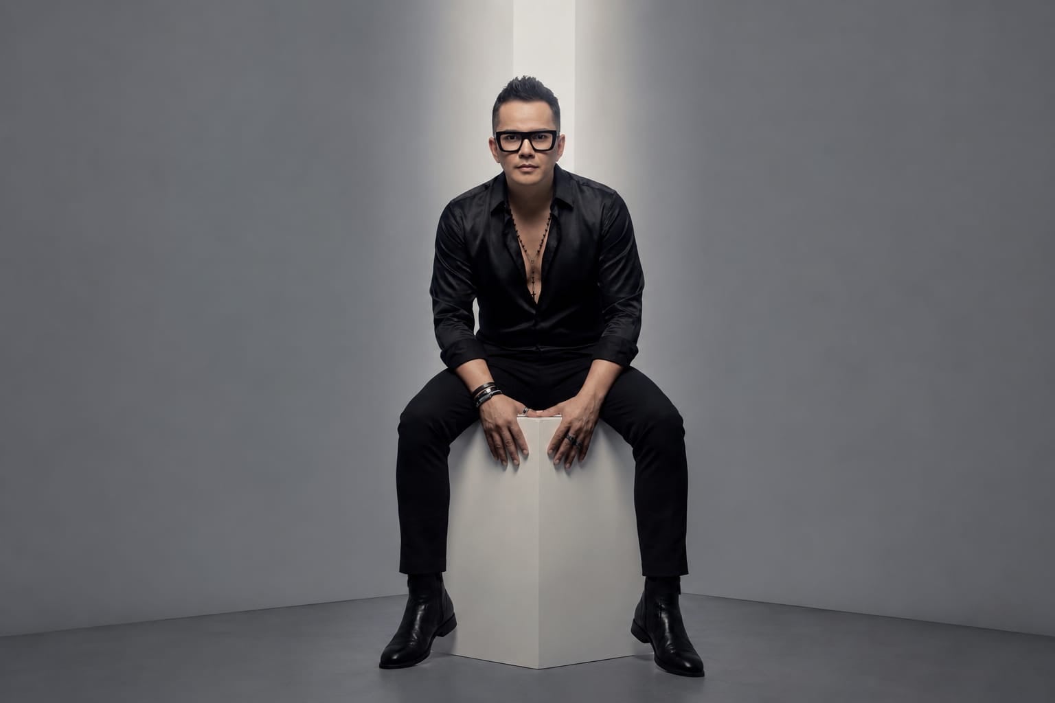 "En lugar de lanzar decenas de canciones para ver qué pasa, hay que entregar un producto de calidad y trabajar para que las cosas pasen", dice Charlie Zaa.