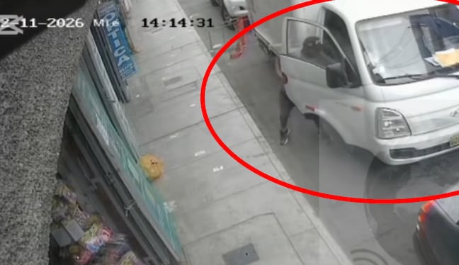 Cámaras de vigilancia registran robo de celular de alta gama en pleno centro de Ica