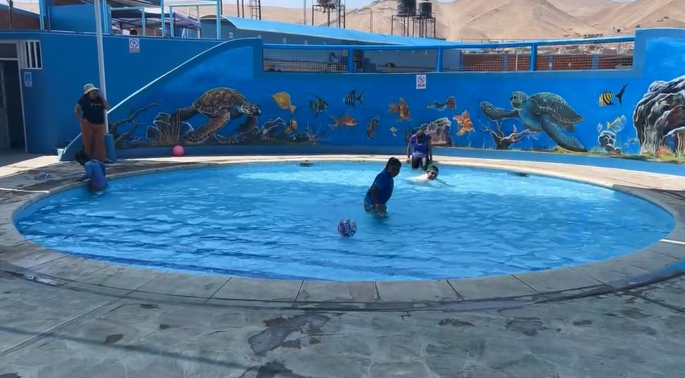 Niños también pueden disfrutar de la piscina en Chucarapi. (Foto: Difusión)