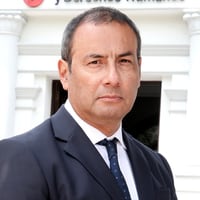 Walther Javier Iberos Guevara, abogado de Nicanor Boluarte, también fue consultor FAG, pero por breve tiempo porque fue nombrado viceministro de Justicia.