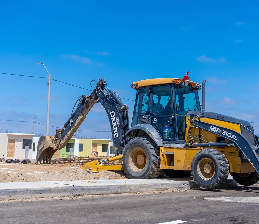 No se culminaron 680 viviendas en los proyectos Las Palmeras de San Pablo y Oasis de Colán para el Fondo de Vivienda de la Policía Nacional del Perú, pese a finalizar el plazo de ejecución.