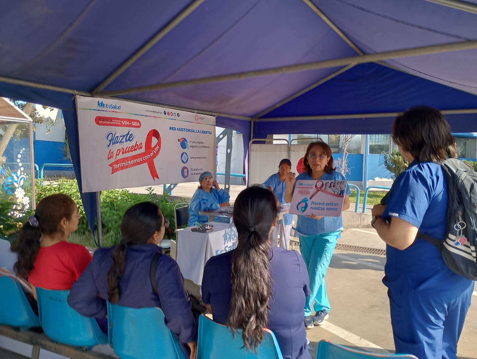 Especialistas enfatizan la importancia del diagnóstico temprano para salvar vidas.