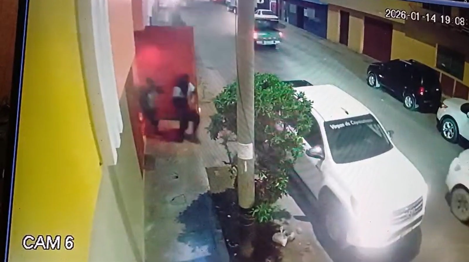 Delincuentes se llevan más de S/12 mil de agencia de encomiendas en Camaná. Foto: Captura de pantalla.