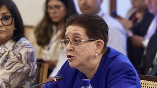 Lourdes Alcorta acusa de “chantaje” a senadores ausentes en debate de facultades legislativas