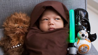 ​Facebook: Mark Zuckerberg viste a su bebe de Star Wars