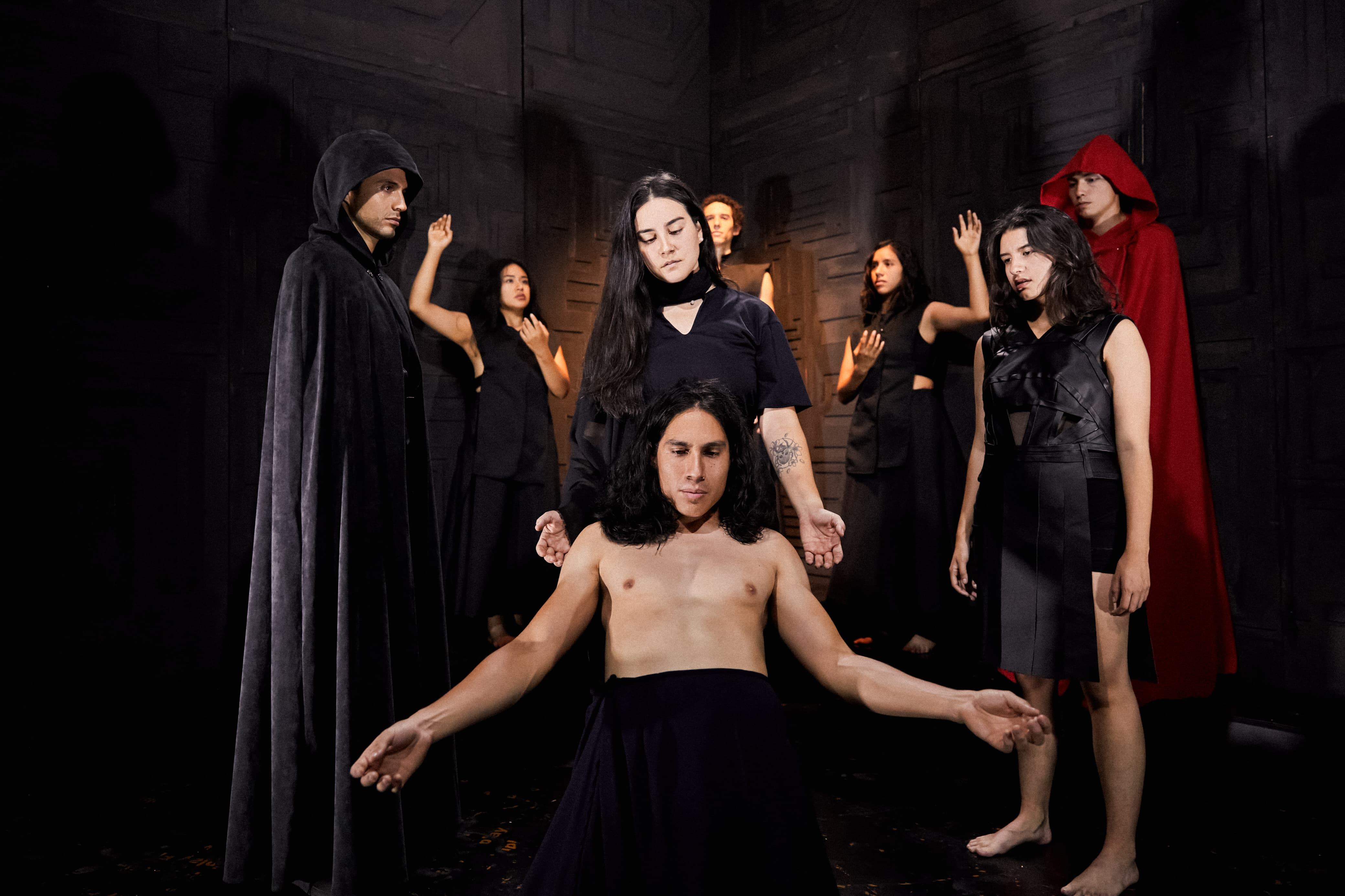 Han sido nominados para mejor montaje un par de veces y ganado el premio a Mejor Dirección en la categoría Drama del Oficio Crítico.