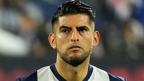 Alianza Lima oficializa la salida de Carlos Zambrano