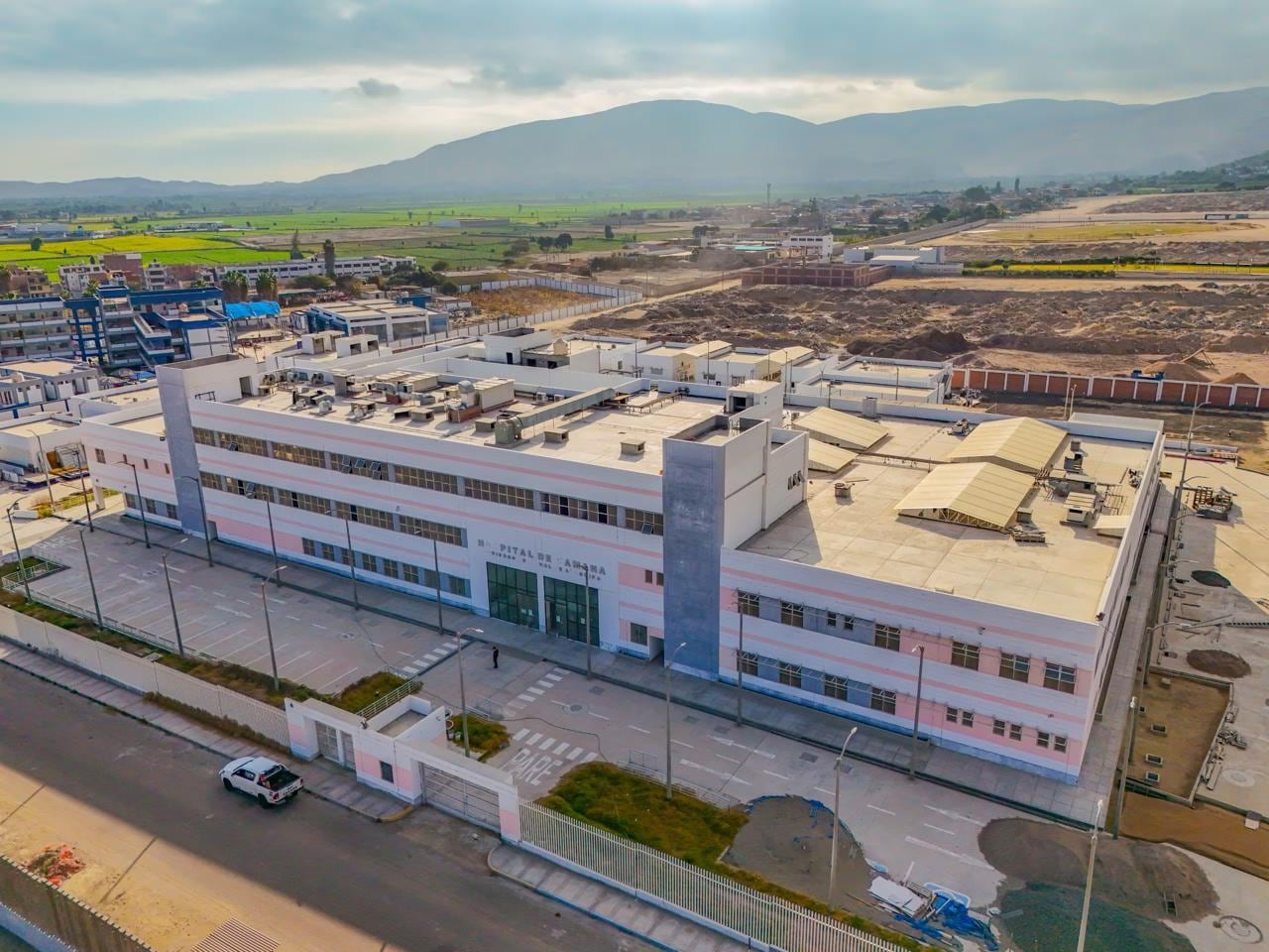 Falta terminar el saldo de obra del Hospital de Camaná. Foto: Gobierno Regional de Arequipa.