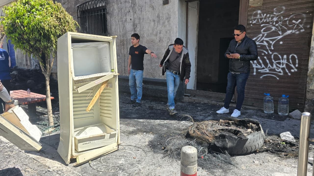 Violento desalojo en pleno Centro Histórico de Arequipa. Foto: Yunsu Pariapaza.