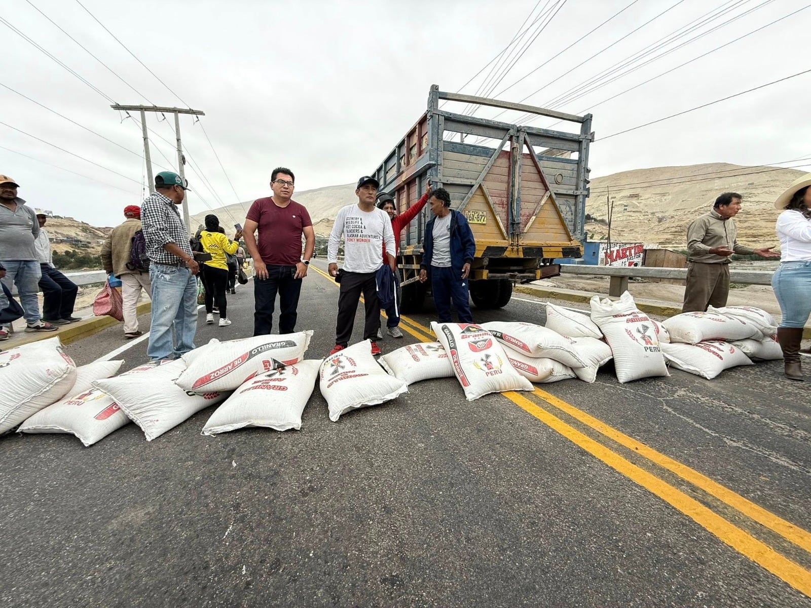 Arroceros en Arequipa esperan compromisos reales del Estado. Foto: Radio Ocoña.