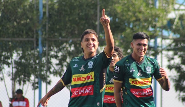Sportivo Huracán campeona en la liga del Cercado Arequipa. (Foto: Álvaro Figueroa/@photo.gec)
