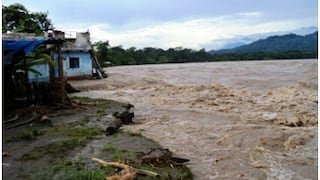 Pobladores de Tournavista dejan sus casas por temor al desborde del Pachitea