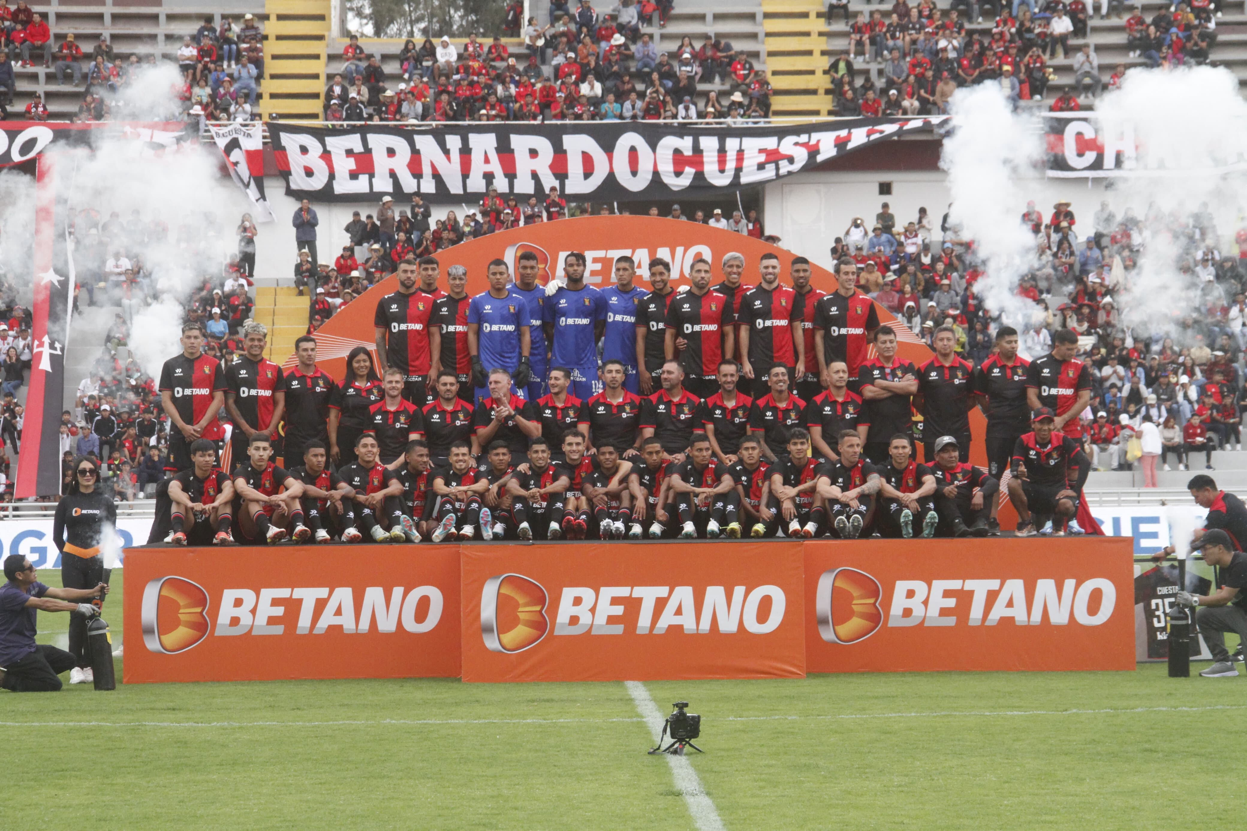 Melgar queda listo para enfrentar a Bolivar, el invitado especial en la "tarde rojinegra". (Foto: Leonardo Cuito)