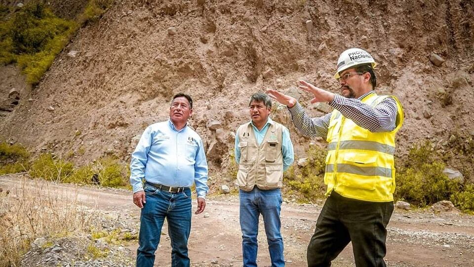 Realizaron mediciones en la zona para instalación de puente. (Foto: Difusión)