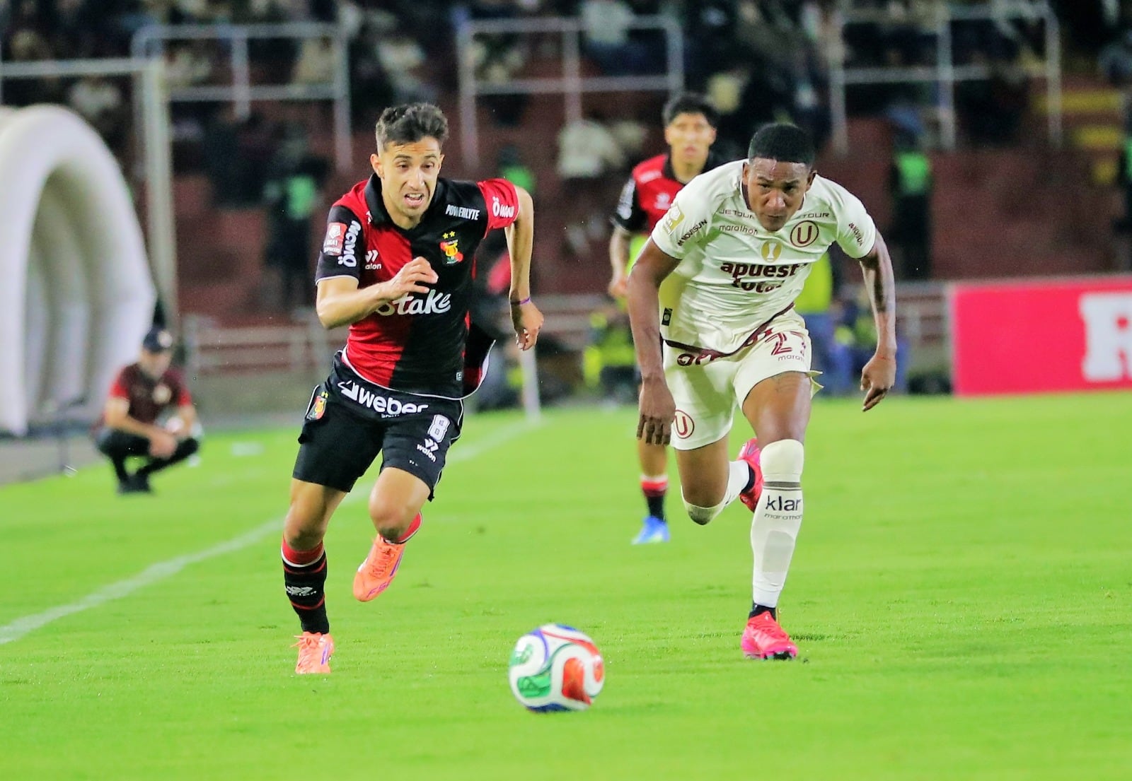 FBC Melgar vence 2-1 a Universitario, por la fecha 11 del torneo Apertura de la Liga 1 2026. (Foto: Omar Cruz/@photo.gec)