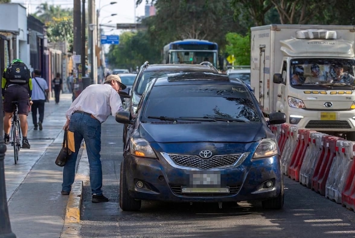Detienen a dos sospechosos de robo a través de falso taxi en Arequipa. (Foto: Referencial)