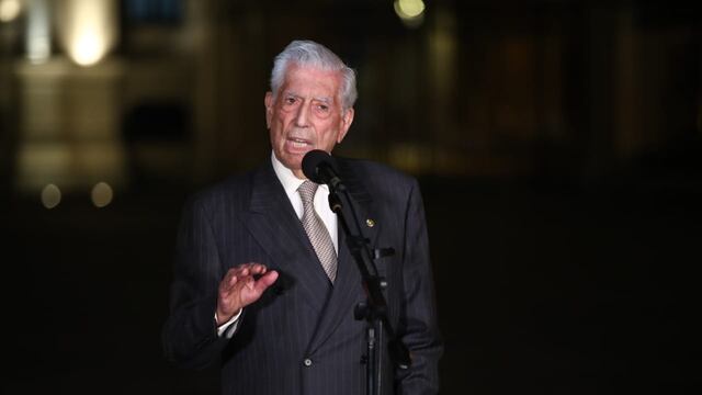 Mario Vargas Llosa fue dado de alta y está recuperado tras ser internado por COVID-19