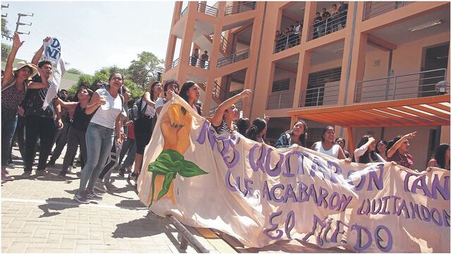 Alumnos de la UNP protestan y exigen la nulidad de elecciones 