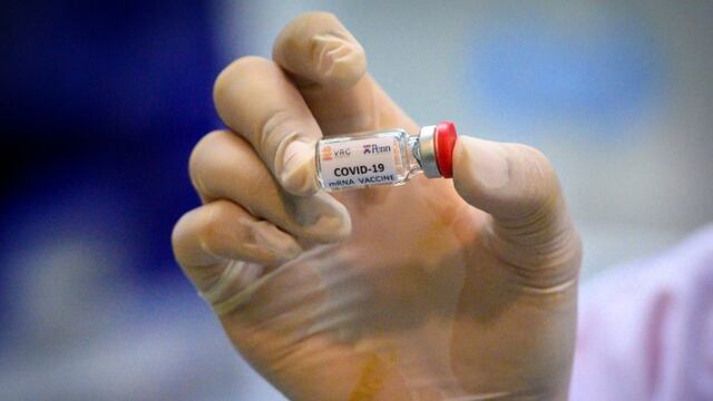 Vacuna COVID-19: voluntarios que participen en ensayos clínicos tendrán póliza de seguro de 500 mil dólares