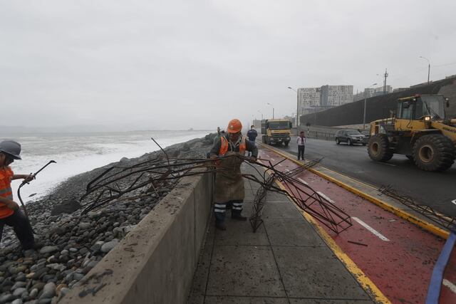 Defensa civil cierra la Costa Verde en el tramo del Callao. Foto: Cesar Campos/GEC