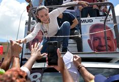 “No vamos a dejar las calles”, dice opositora María Corina Machado en manifestación en Caracas