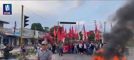 Iquitos mantiene paro regional de 72 horas por alza de combustibles
