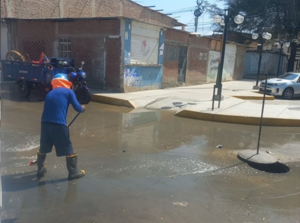 Limpian las redes de desagüe