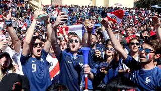 Franceses celebraron clasificación a octavos de final en Cusco (FOTOS)
