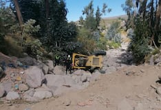 Dos operarios mueren tras volcadura de retroexcavadora en Chuquibamba