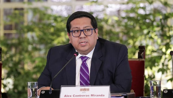 El legislador Carlos Anderson presentó una moción de interpelación dirigida al titular del Ministerio de Economía y Finanzas, Álex Contreras.