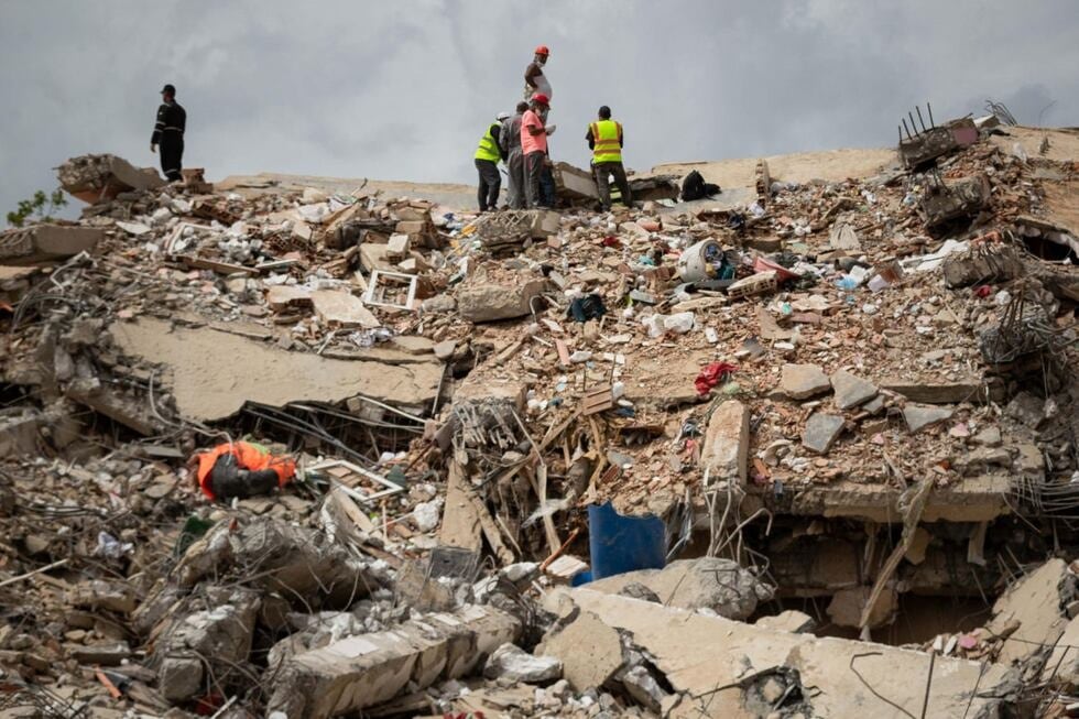 Sube a 4.930 el número de fallecidos por los devastadores sismos en Venezuela. Composición: Diario Correo.