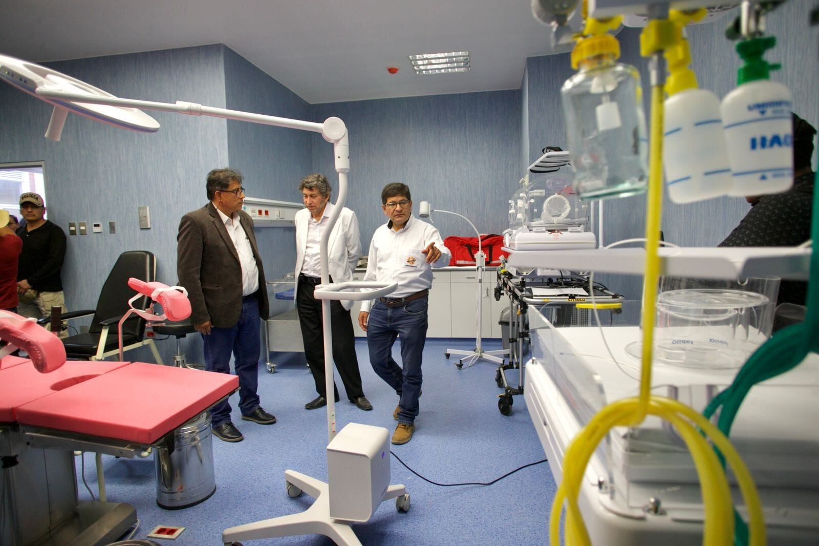 Rohel Sánchez en la inauguración del moderno centro de salud en 2023. (Foto: Difusión)