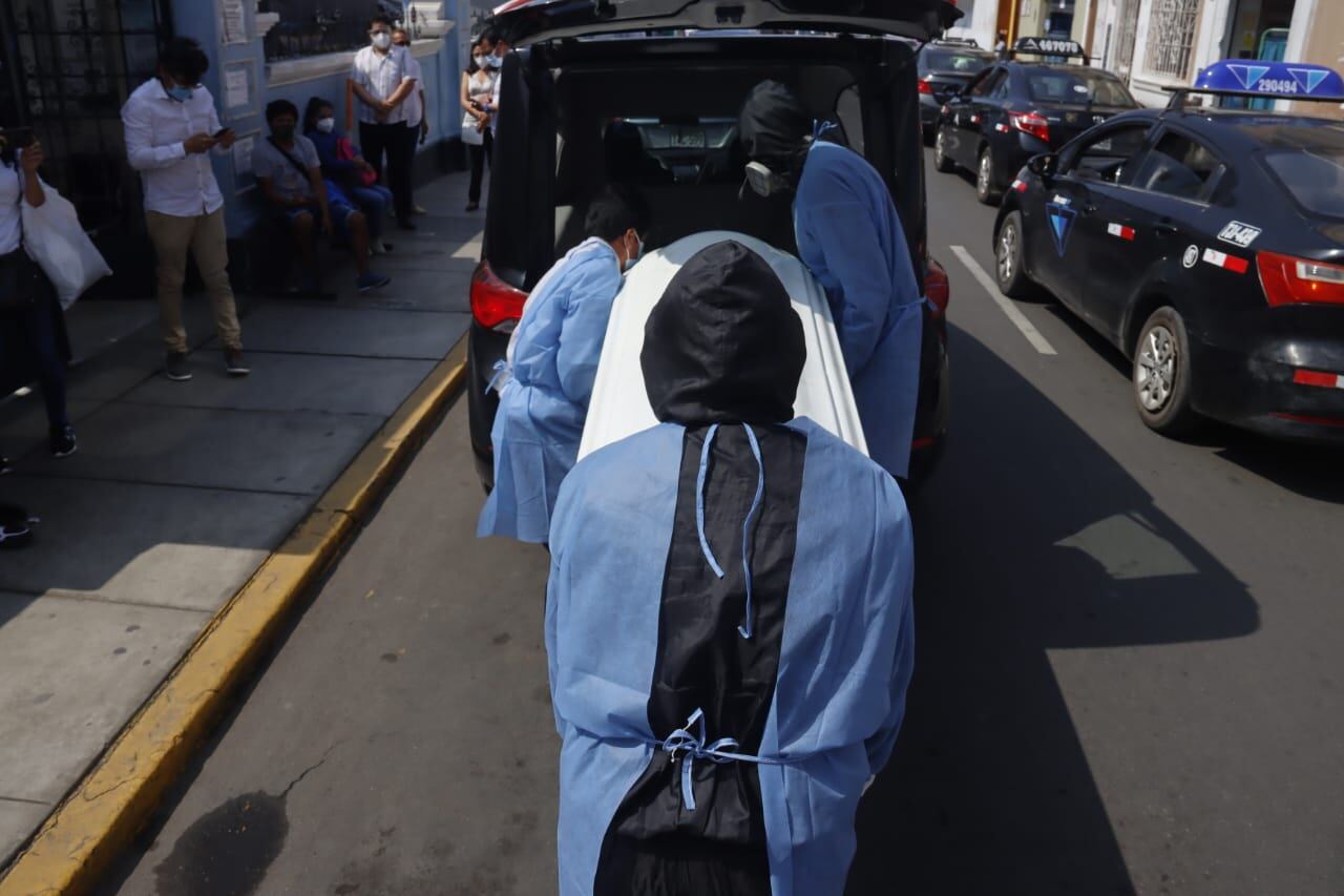 Asimismo, se confirma que en lo que va del año hay 16 personas hospitalizadas.