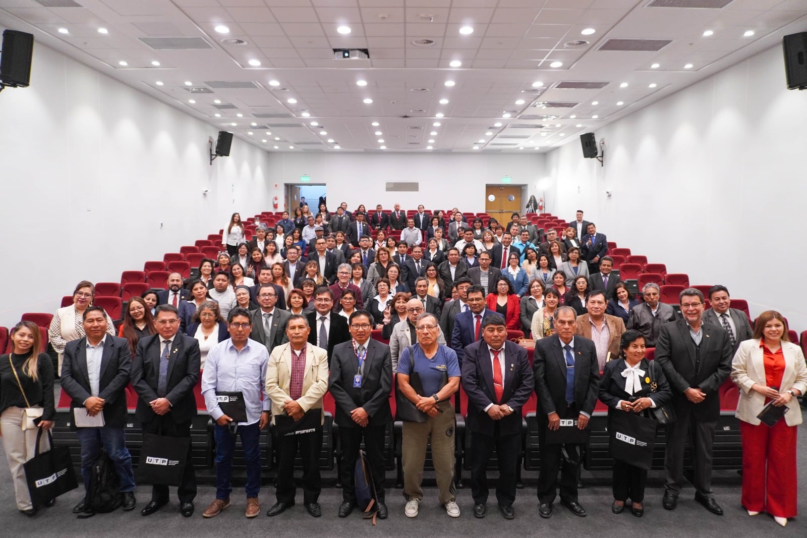 UTP capacitó a directores y docentes. Foto: difusión.