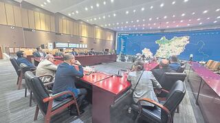 César Acuña viajó a China junto a su hijo y a dirigente de Alianza para el Progreso