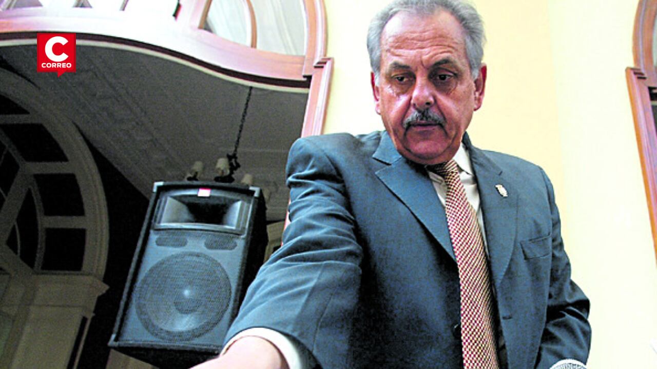 Unidad Nacional lo designa jefe del comando.