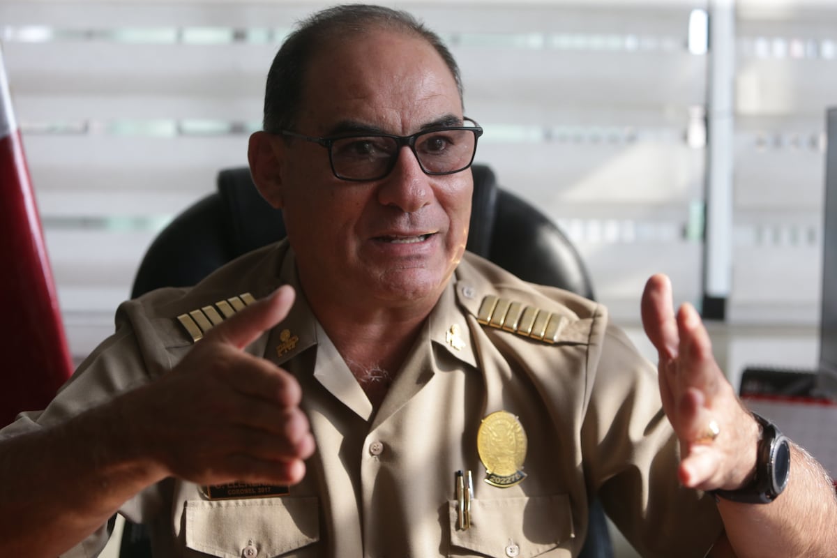 Oficial era director de la Dinoes, pero ahora reemplazará al general PNP José Zavala Chumbiauca, quien no pudo hacer retroceder la ola criminal en esta región. Dirigente vecinal Gerardo Reyes espera un trabajo diferente de la Policía; mientras que el gerente de la Región, Martín Namay, dice que el cambio ayudará mucho.